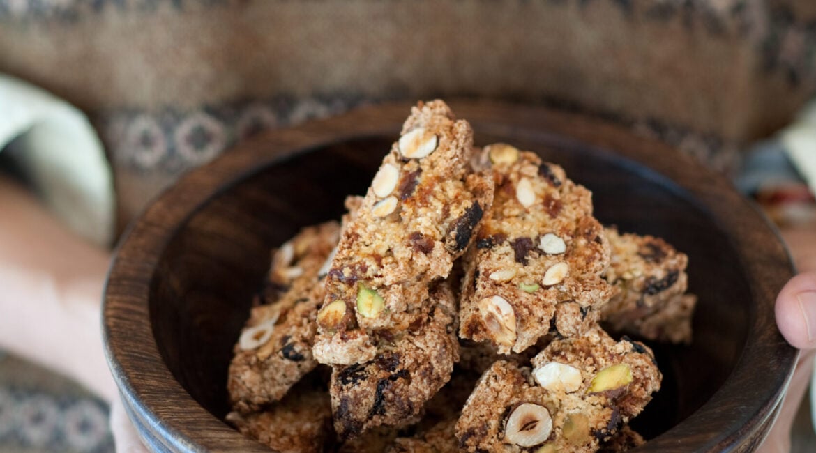 FRUIT NUT BISCOTTI